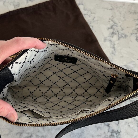 New without Tags Kate Spade Shoulder Bag + Dust Bag - Picture 3 of 7